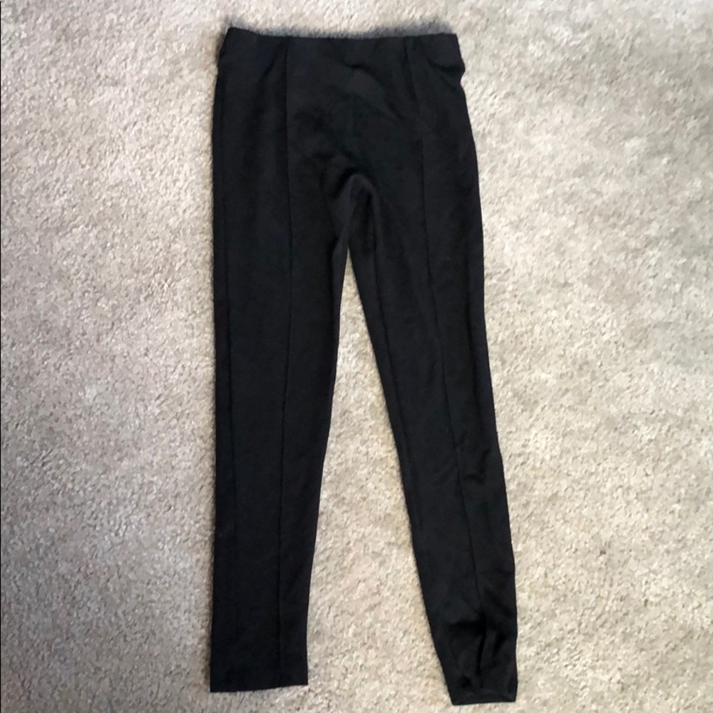 Black leggings